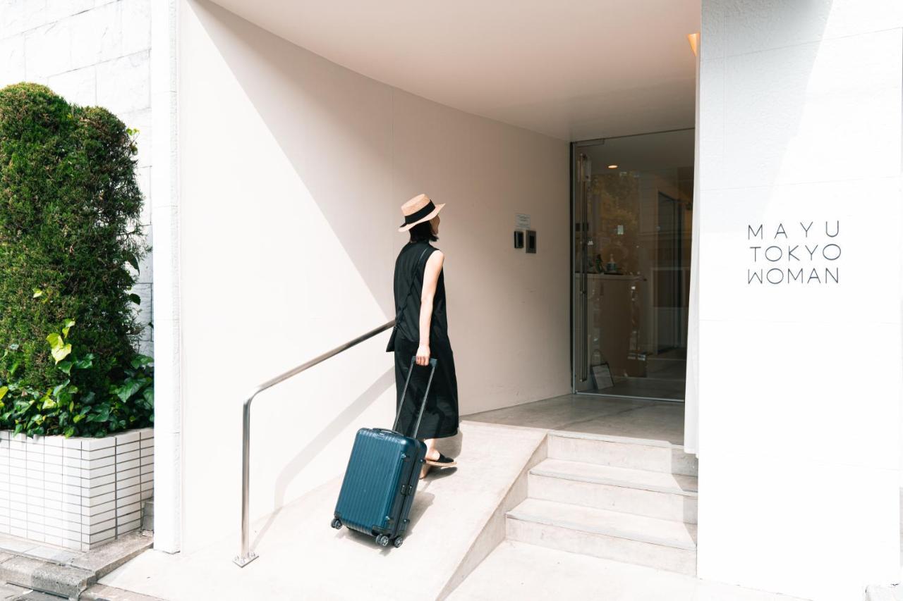 Mayu Tokyo Woman Bagian luar foto