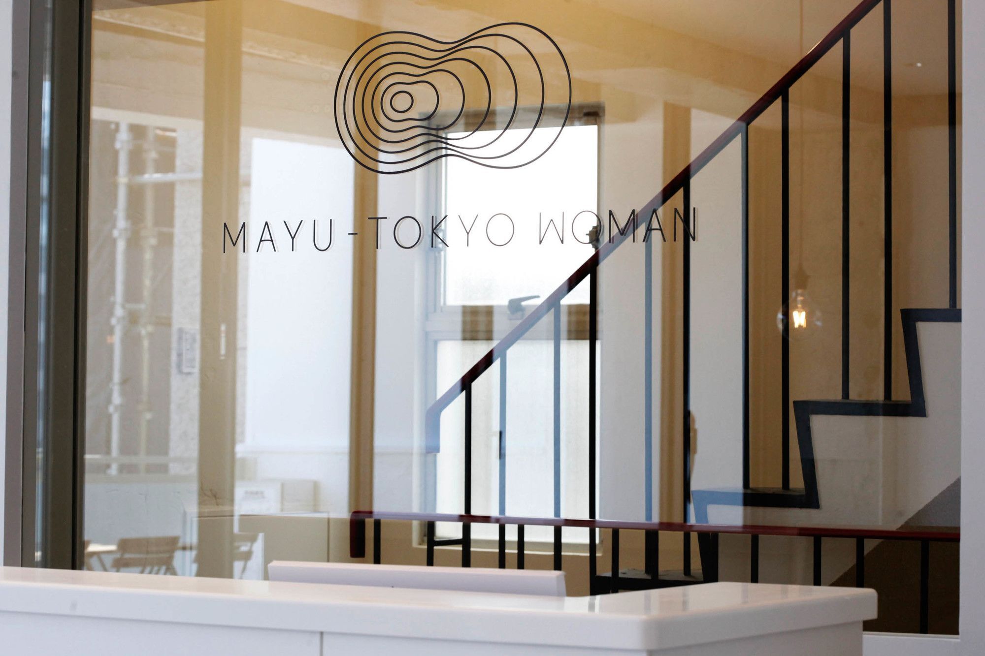Mayu Tokyo Woman Bagian luar foto